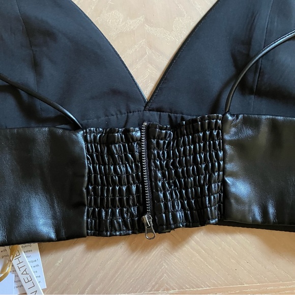 HOUSE OF HARLOW 1960 Black Vegan Leather Bralette Crop Top 10 NWT - Picture 7 of 8